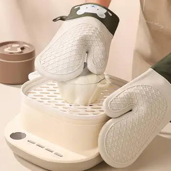 Двухслойные изоляционные перчатки Перчатки против ожогов Утолщенные нескользящие силиконовые изоляционные перчатки для высокой температуры для кухни